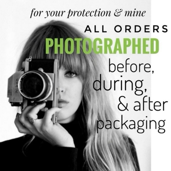 Prada Designer Beauty Black Playing Card in a Case the 9 of Diamonds NIB - Picture 11 of 11